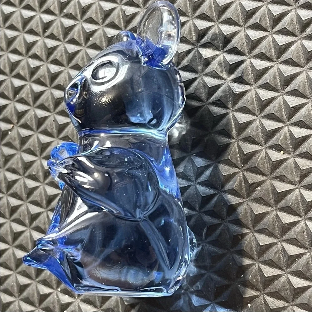 N/A charming blue